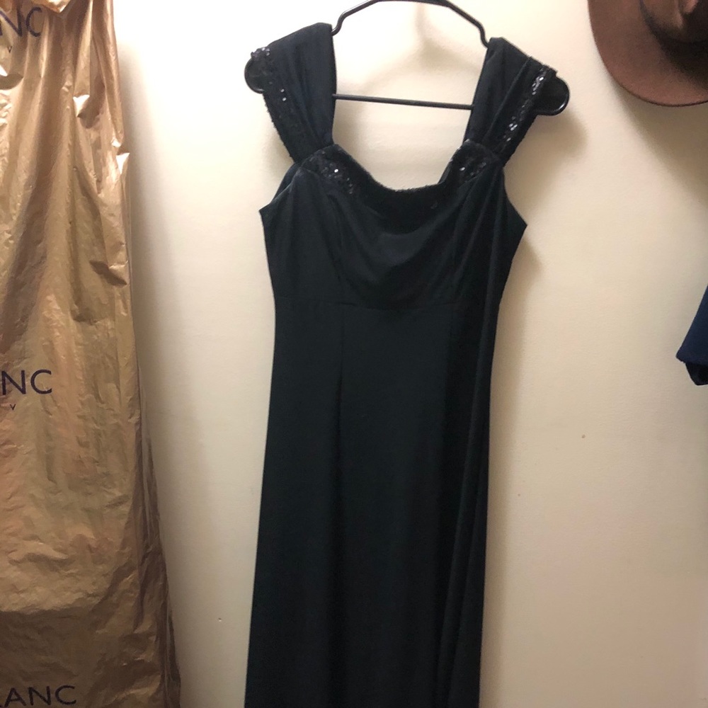 Black choir dress
